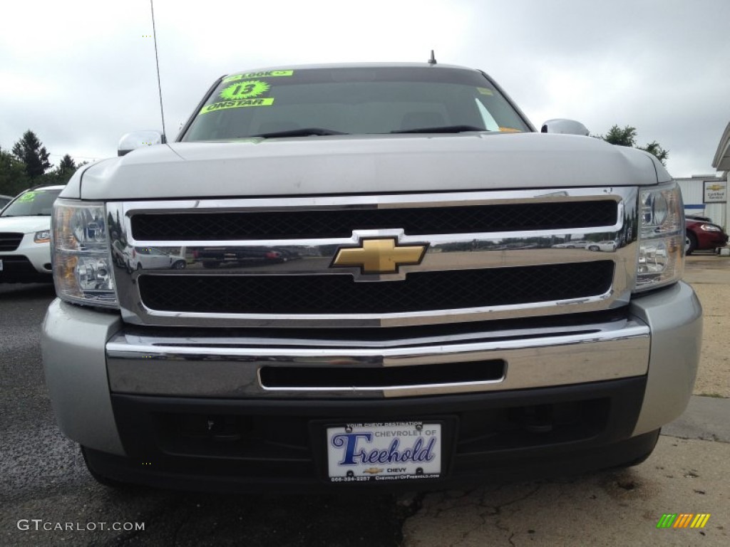 2011 Silverado 1500 LS Regular Cab - Sheer Silver Metallic / Dark Titanium photo #4