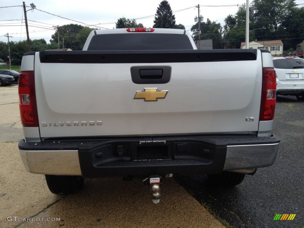 2011 Silverado 1500 LS Regular Cab - Sheer Silver Metallic / Dark Titanium photo #13