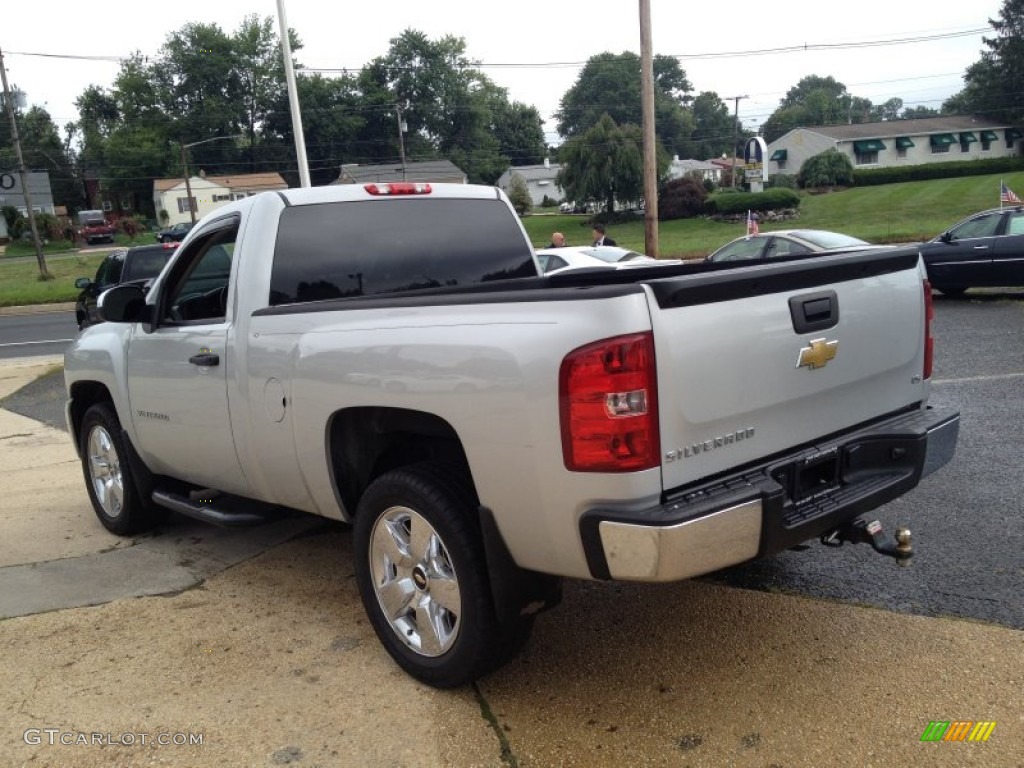 2011 Silverado 1500 LS Regular Cab - Sheer Silver Metallic / Dark Titanium photo #14