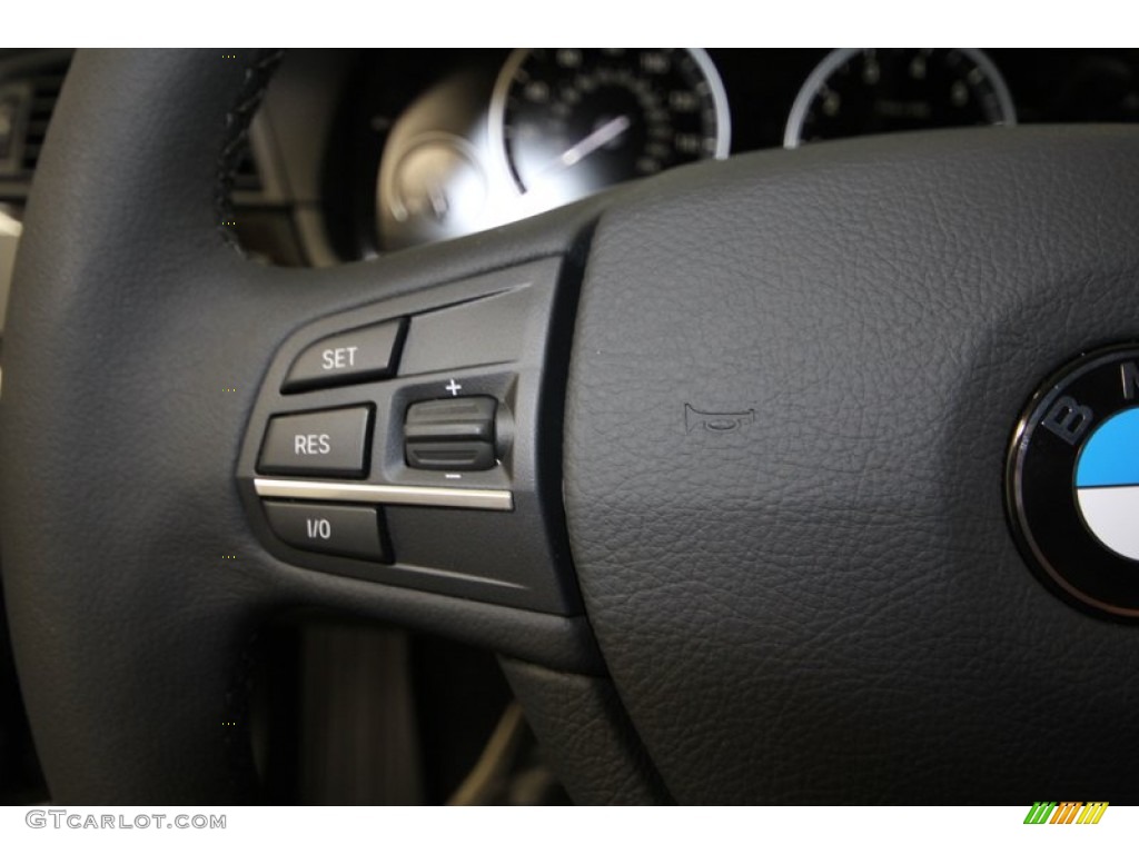 2014 BMW 5 Series 528i Sedan Controls Photos