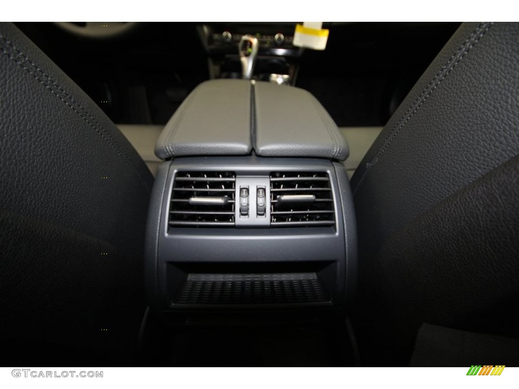 2014 5 Series 528i Sedan - Black Sapphire Metallic / Black photo #33