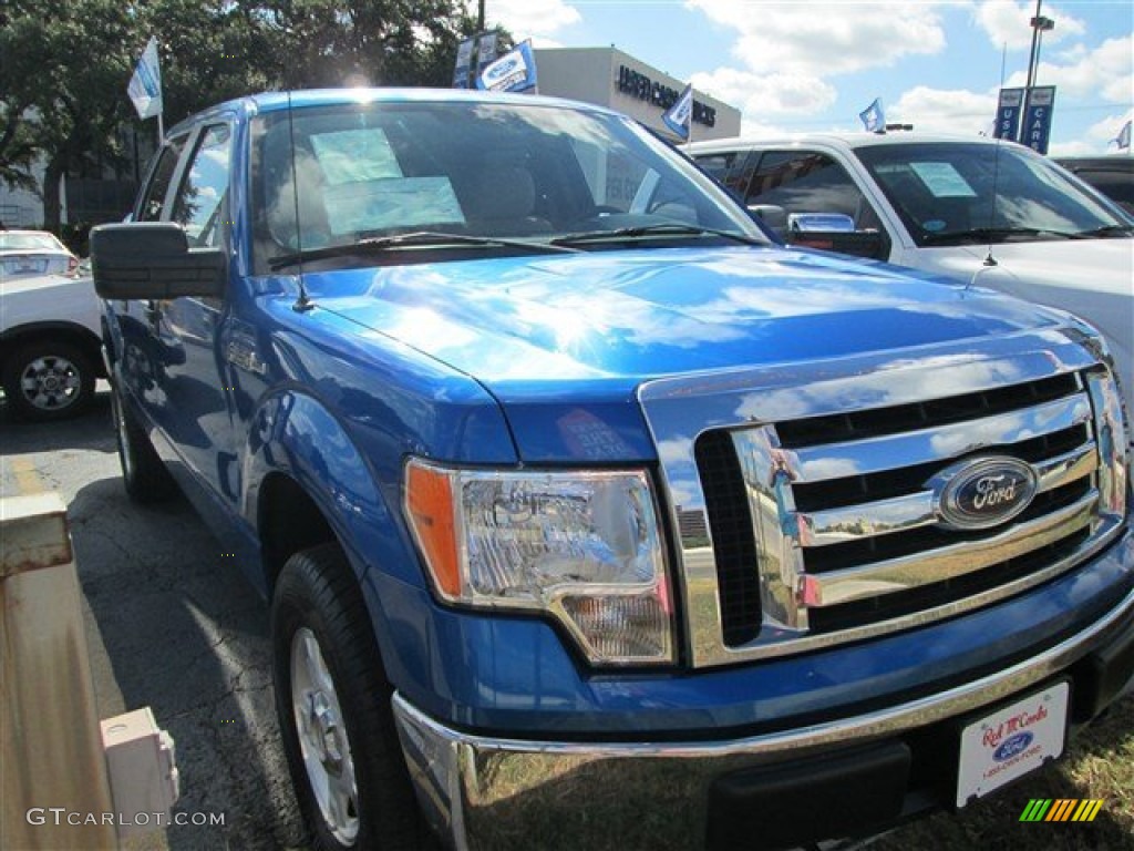 2010 F150 XLT SuperCrew 4x4 - Blue Flame Metallic / Medium Stone photo #1