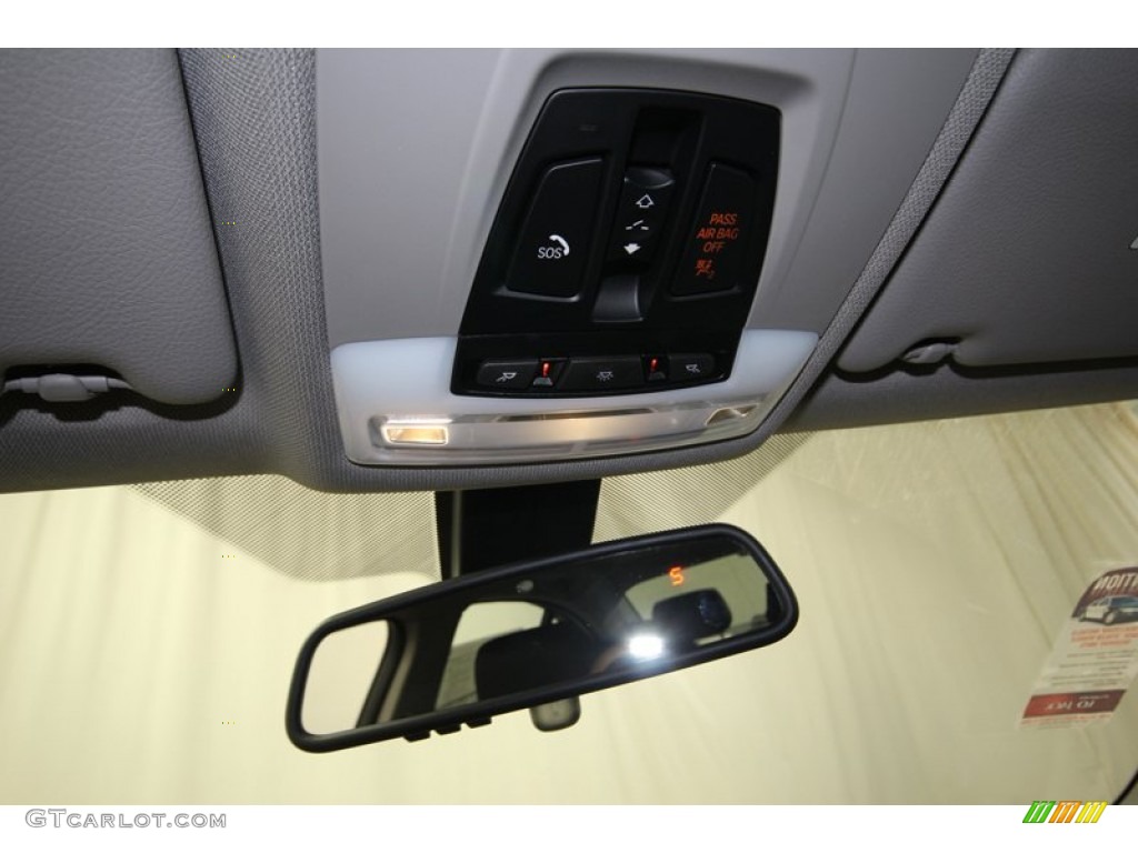 2013 3 Series 328i Sedan - Glacier Silver Metallic / Black photo #15