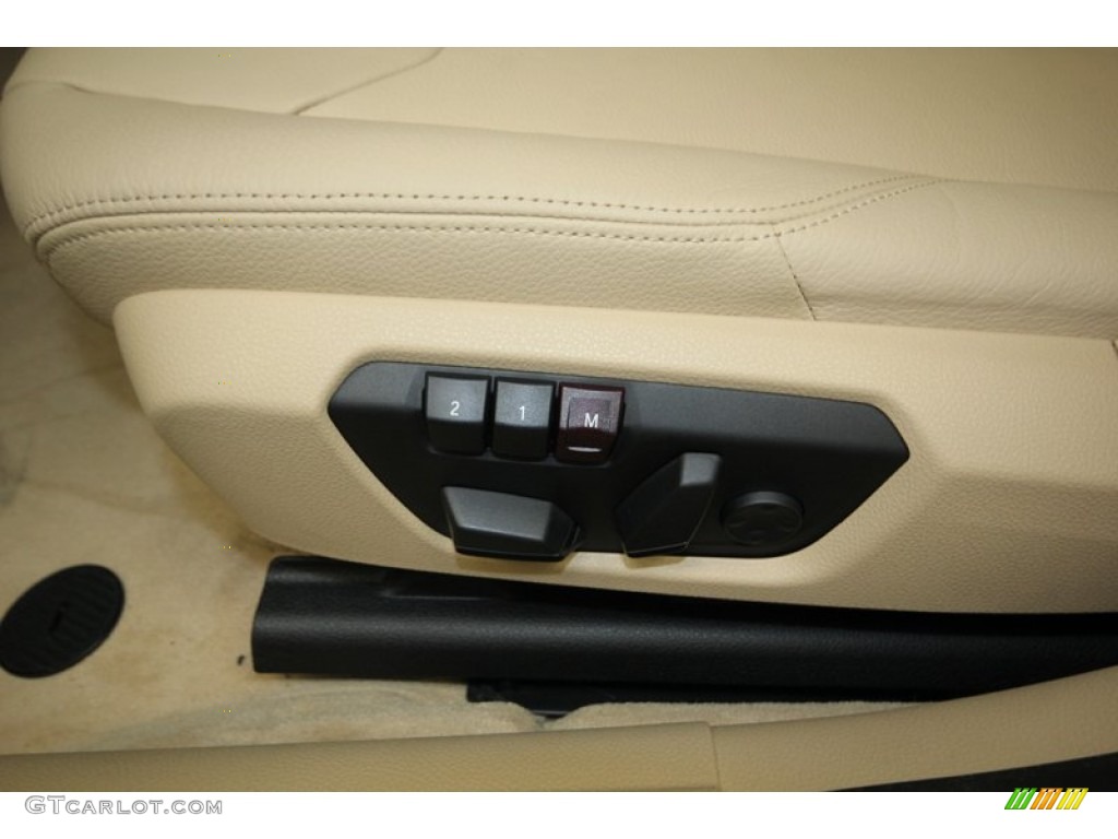 2013 3 Series 328i Sedan - Black Sapphire Metallic / Venetian Beige photo #14