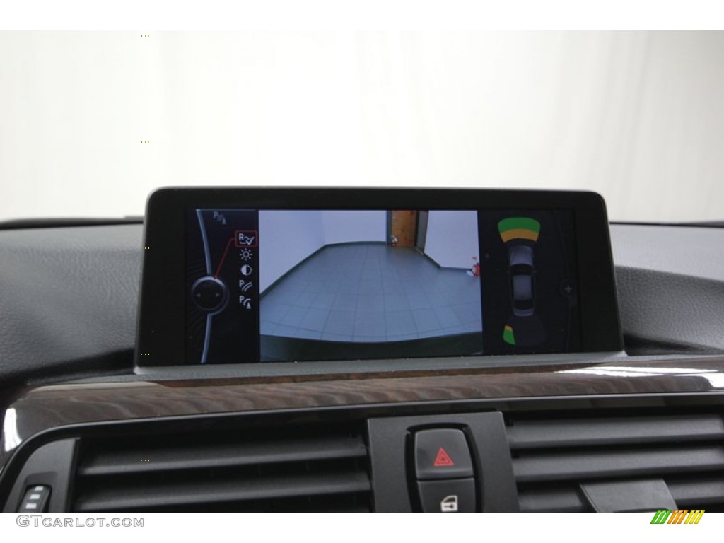 2013 3 Series 328i Sedan - Black Sapphire Metallic / Venetian Beige photo #16