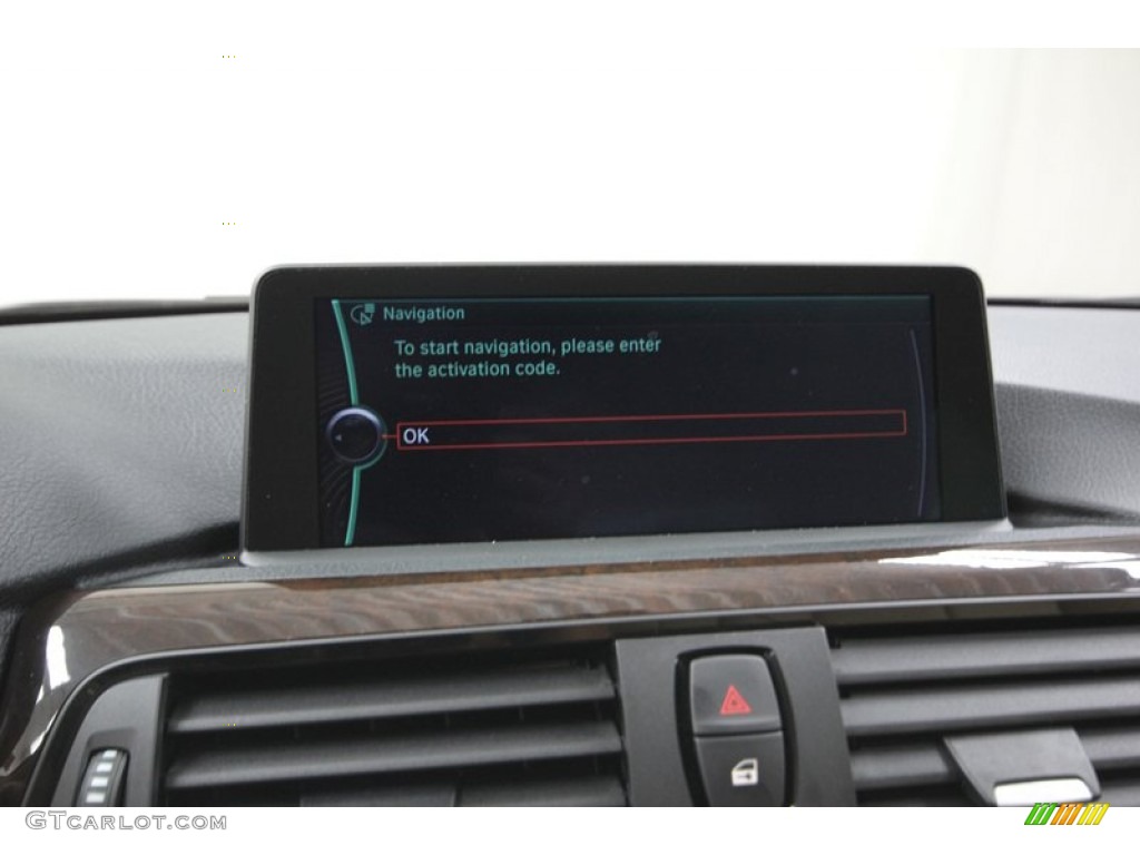 2013 3 Series 328i Sedan - Black Sapphire Metallic / Venetian Beige photo #18