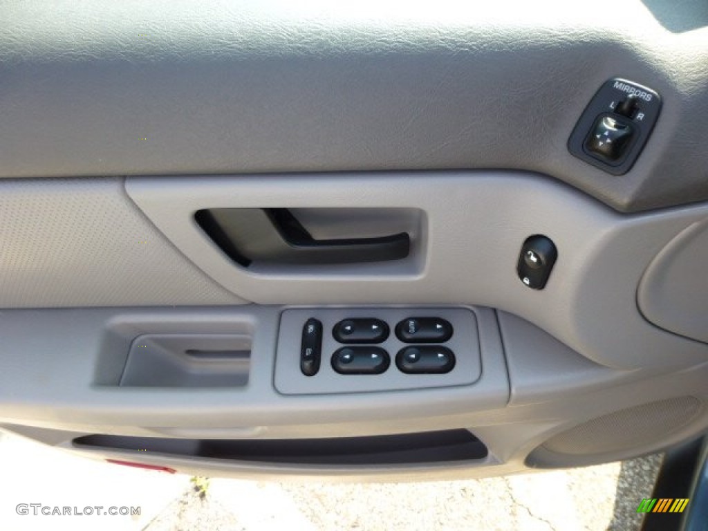 2006 Taurus SE - Windveil Blue Metallic / Medium/Dark Flint Grey photo #17