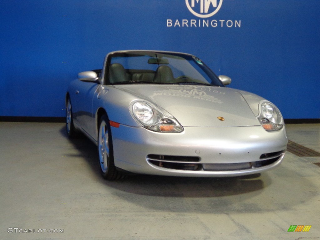 Arctic Silver Metallic Porsche 911