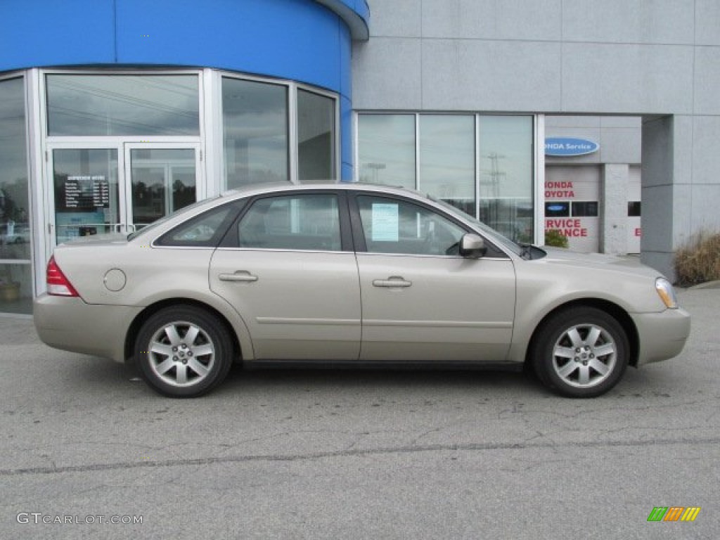 2005 Montego Luxury AWD - Light French Silk Metallic / Pebble photo #2