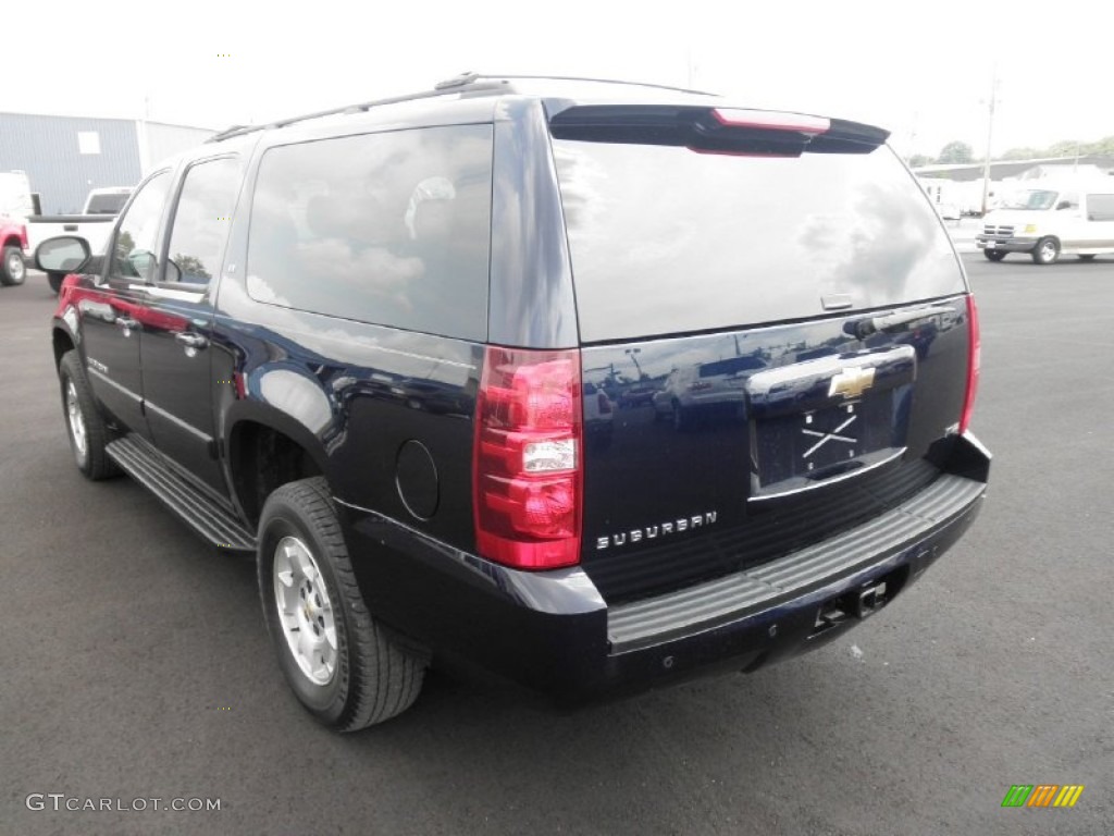 2008 Suburban 1500 LT 4x4 - Dark Blue Metallic / Light Titanium/Dark Titanium photo #25