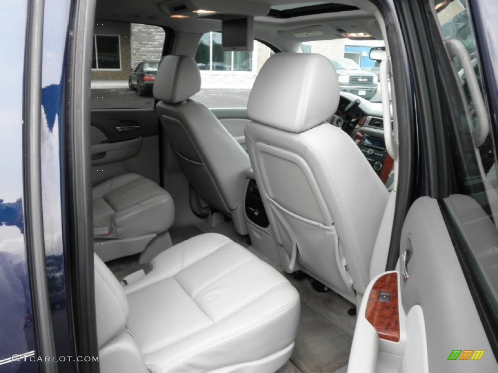 2008 Suburban 1500 LT 4x4 - Dark Blue Metallic / Light Titanium/Dark Titanium photo #29
