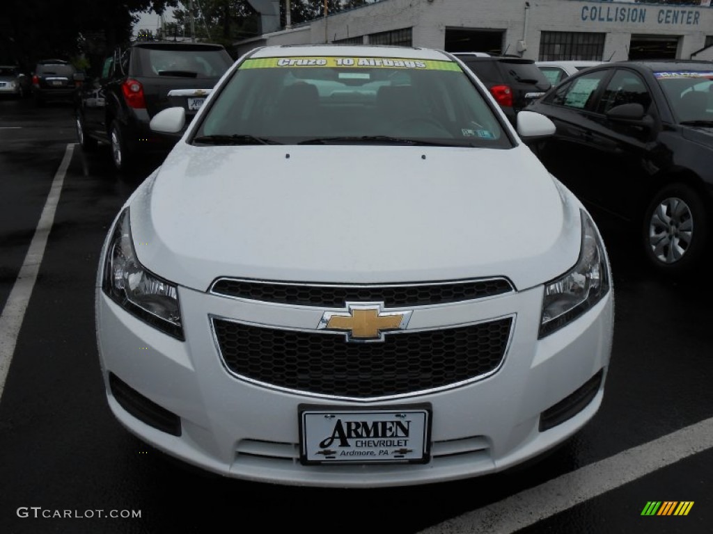 2013 Cruze LT - Summit White / Medium Titanium photo #2