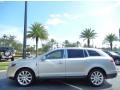 2010 Ingot Silver Metallic Lincoln MKT FWD  photo #4