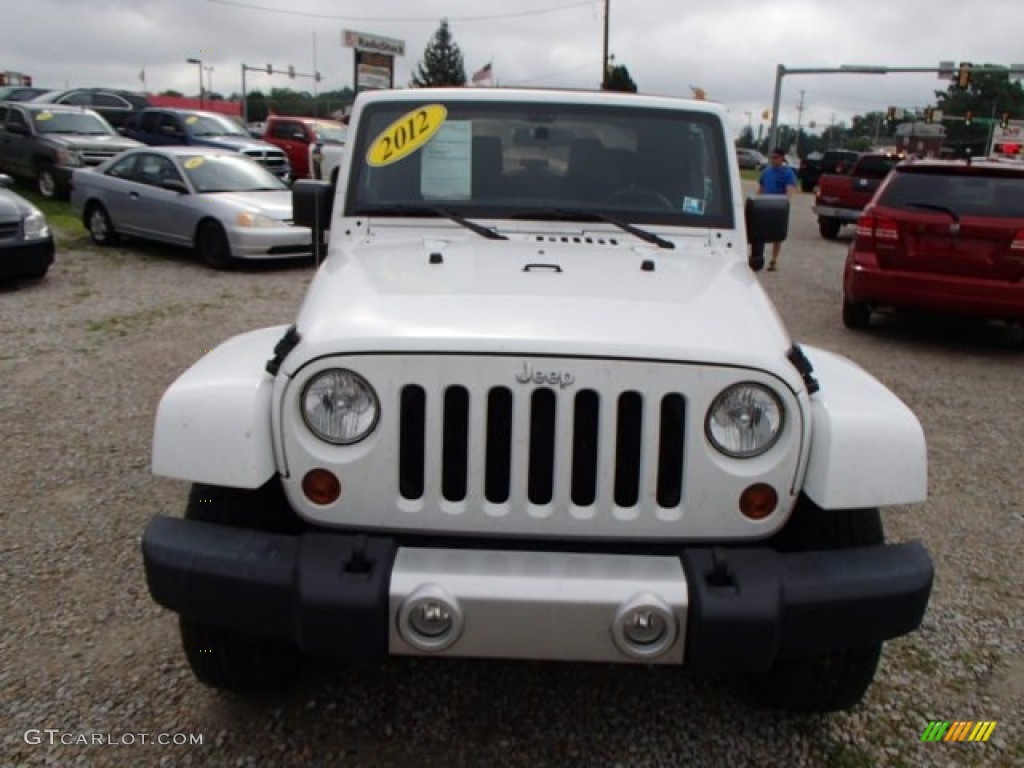 2012 Wrangler Sahara 4x4 - Bright White / Black photo #2