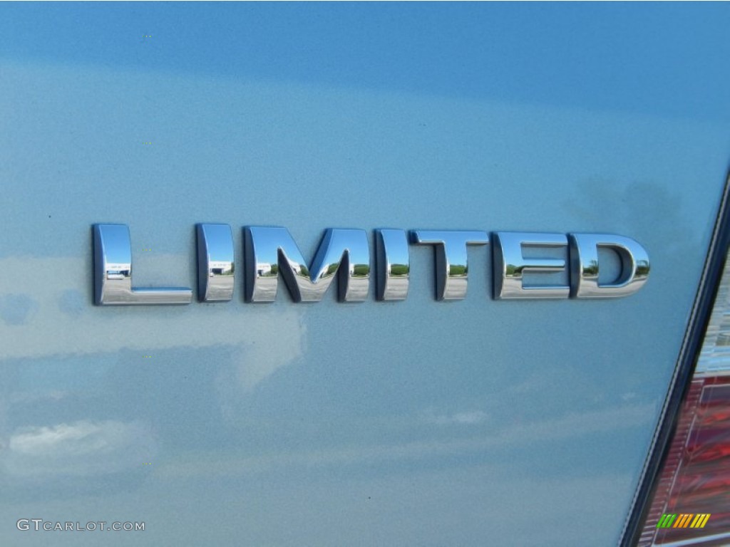 2008 Taurus Limited - Light Ice Blue Metallic / Medium Light Stone photo #10
