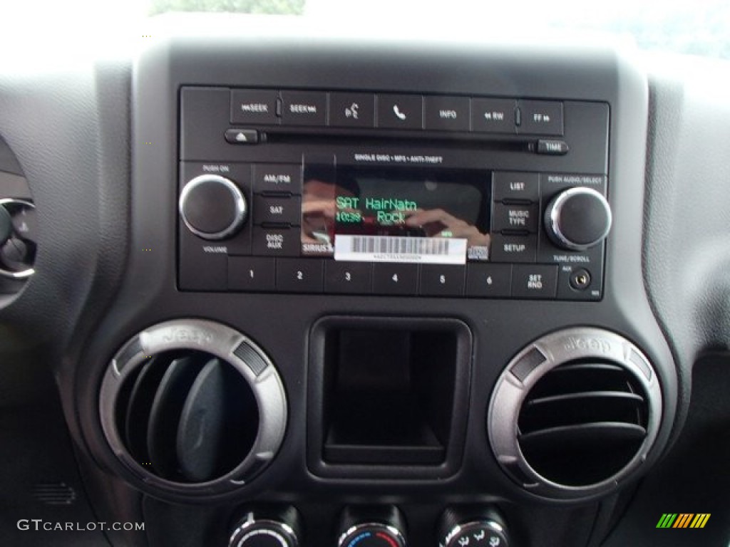 2014 Jeep Wrangler Sport 4x4 Audio System Photos