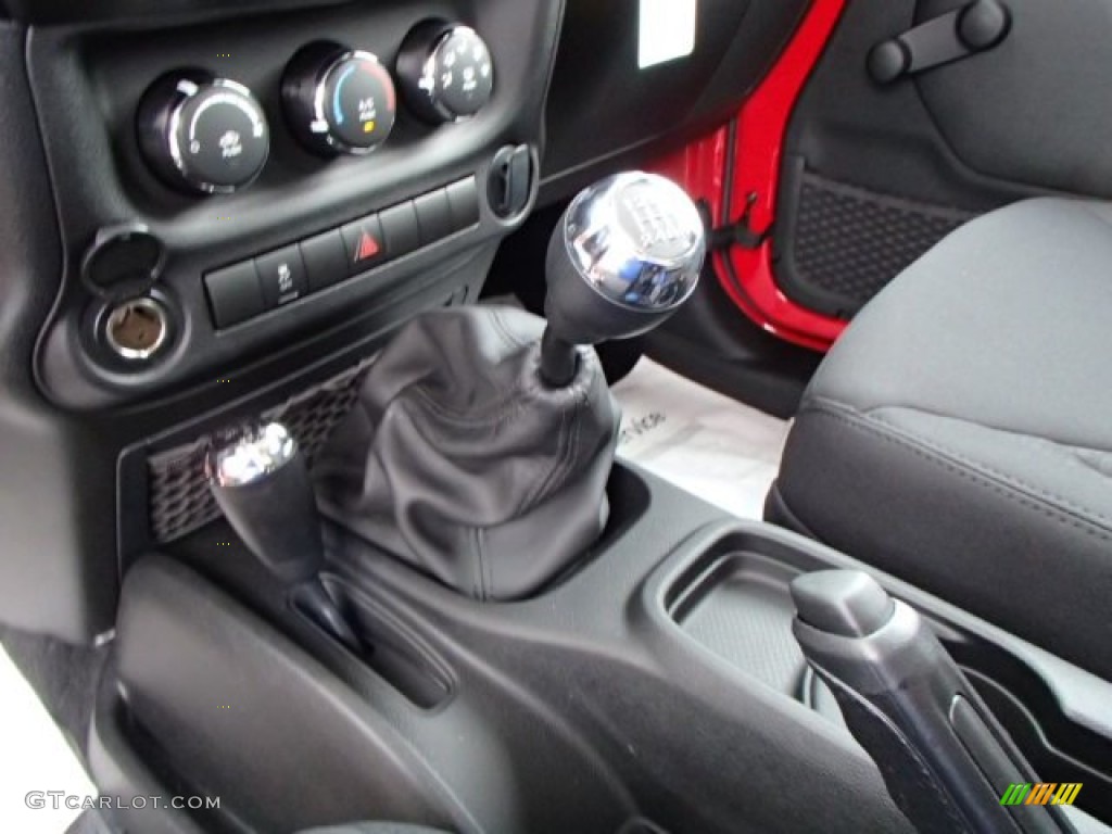 2014 Jeep Wrangler Sport 4x4 6 Speed Manual Transmission Photo #84540139
