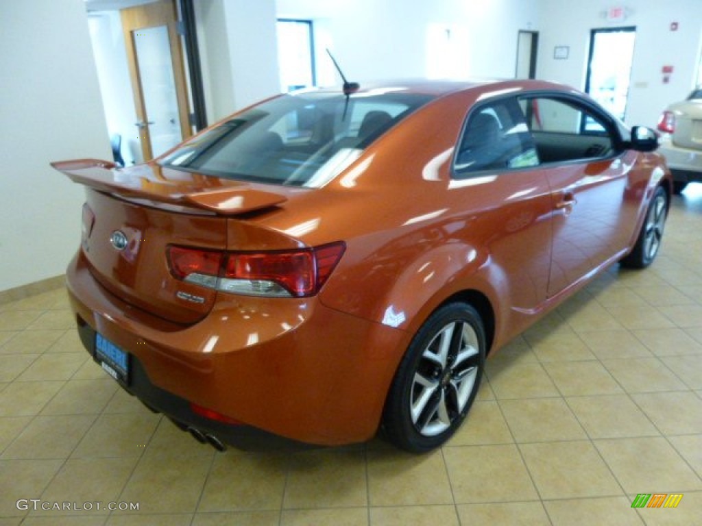 2010 Forte Koup SX - Copperhead / Black Sport photo #6
