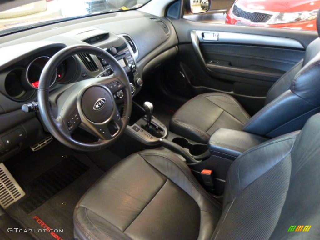 2010 Forte Koup SX - Copperhead / Black Sport photo #15