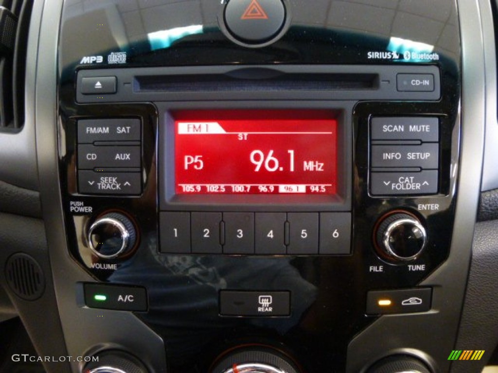 2010 Forte Koup SX - Copperhead / Black Sport photo #19