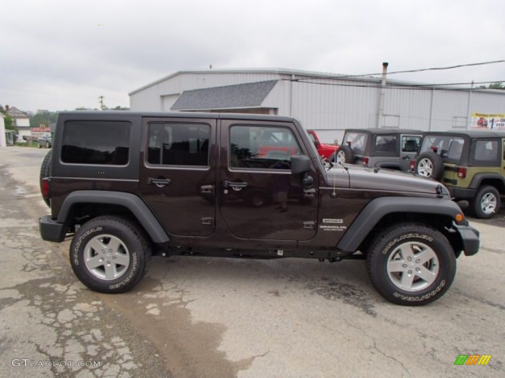 Rugged Brown Pearl 2013 Jeep Wrangler Unlimited Sport S 4x4 Exterior Photo #84541558
