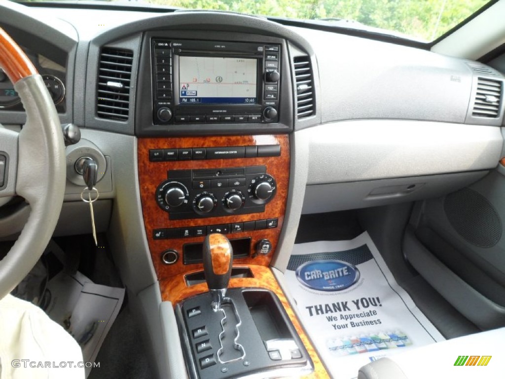 2006 Grand Cherokee Overland 4x4 - Inferno Red Crystal Pearl / Medium Slate Gray photo #40