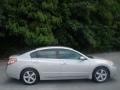 Radiant Silver Metallic - Altima 3.5 SE Photo No. 2