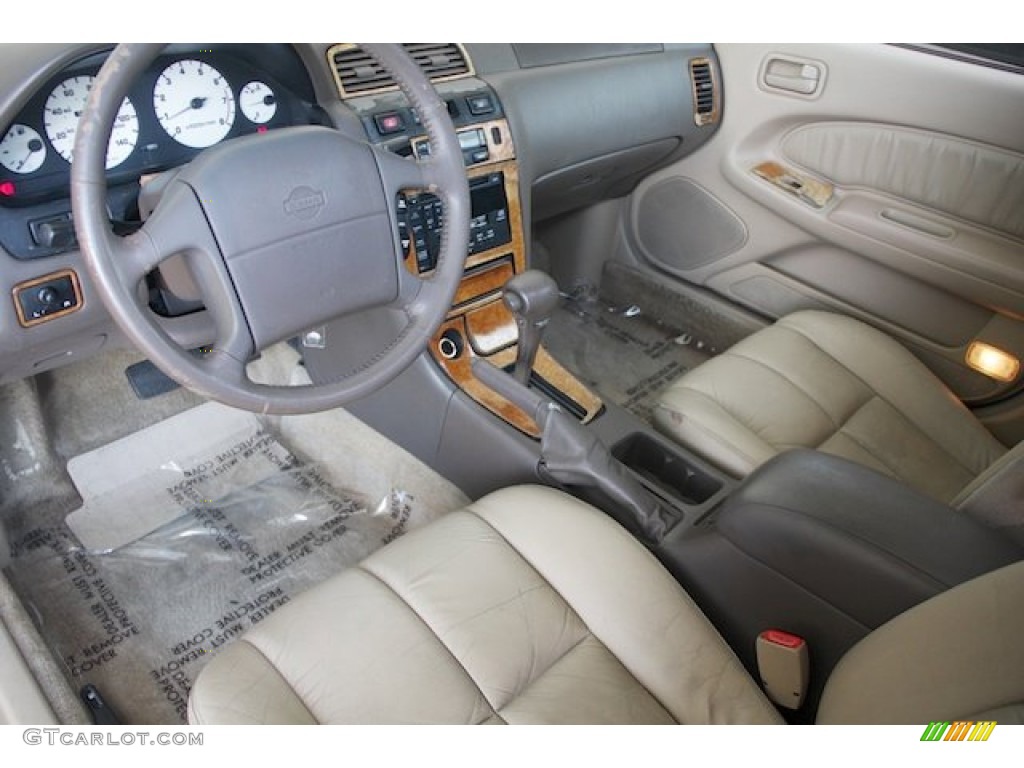 1995 Maxima GLE - Arctic White Pearl / Beige photo #12