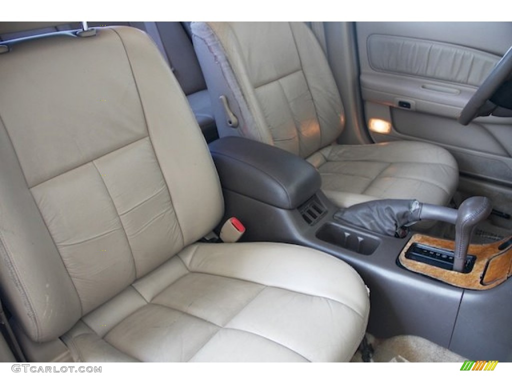 1995 Maxima GLE - Arctic White Pearl / Beige photo #22