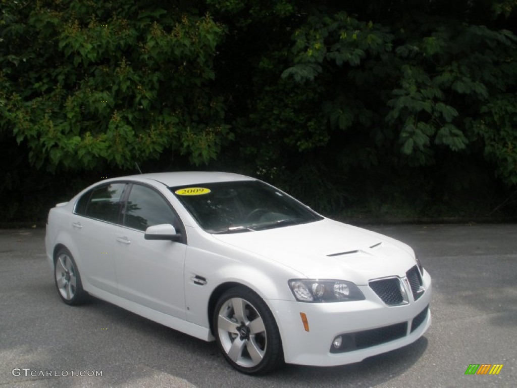 2009 G8 GT - White Hot / Onyx/Red photo #1