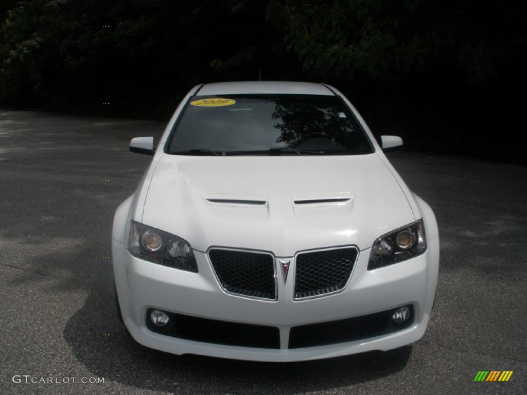 2009 G8 GT - White Hot / Onyx/Red photo #14