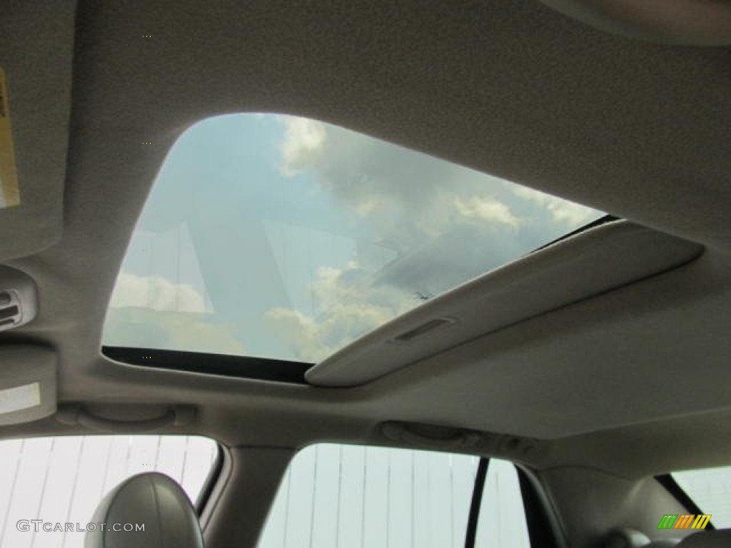 2005 DeVille DHS - White Lightning / Cashmere photo #12