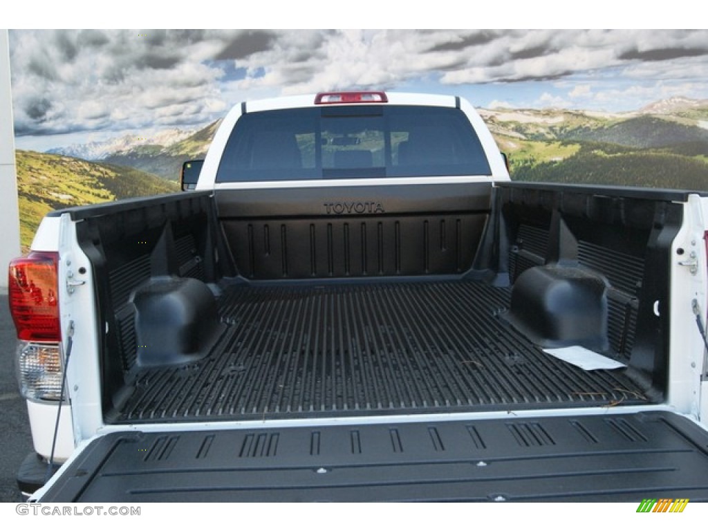 2013 Tundra Double Cab 4x4 - Super White / Graphite photo #8