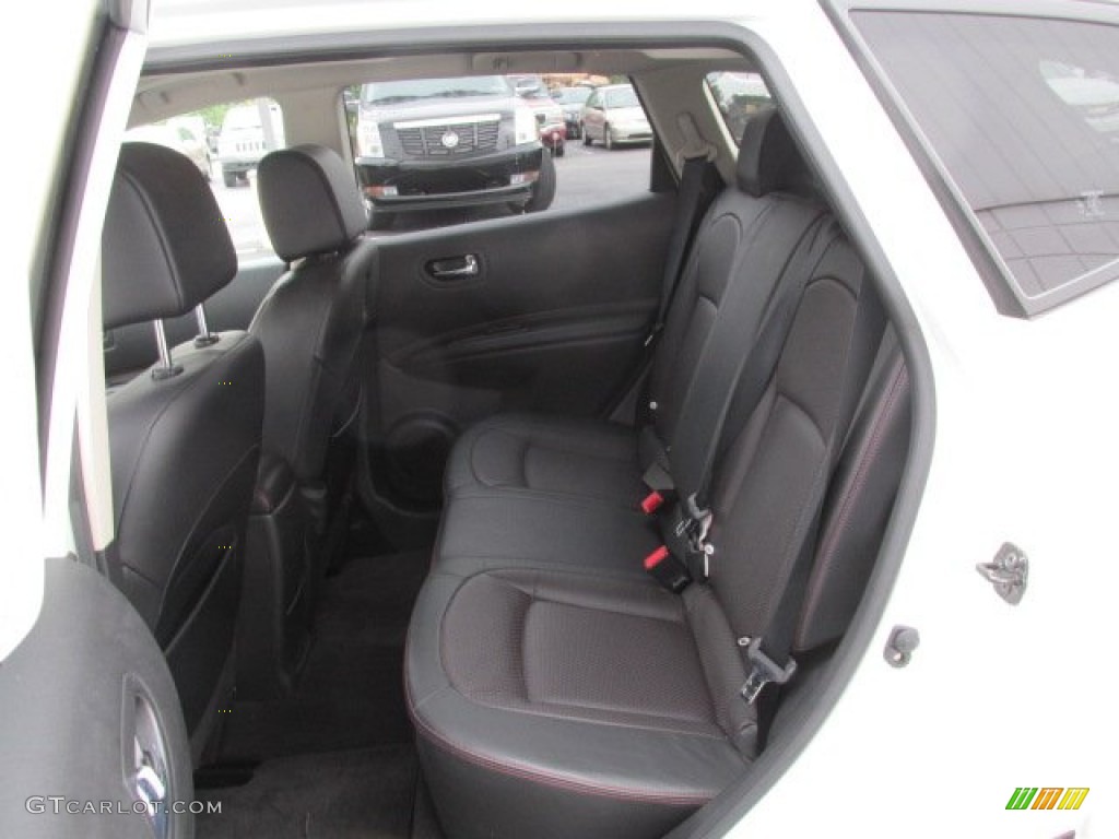 2011 Rogue SL AWD - Pearl White / Black photo #22