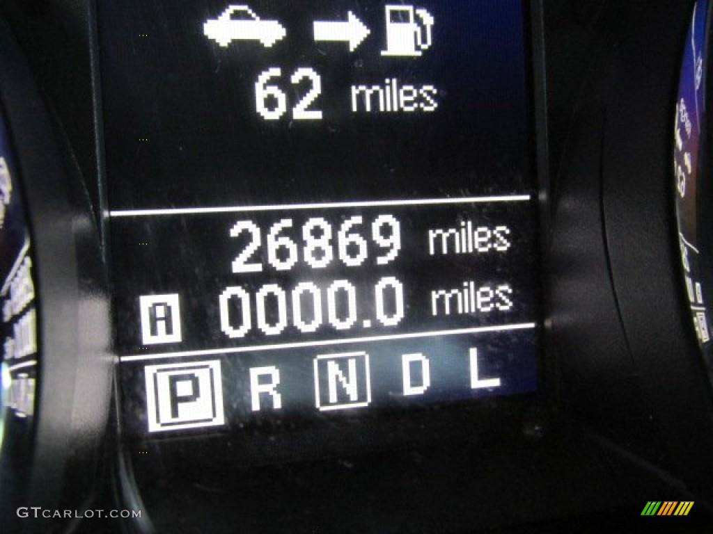 2011 Rogue SL AWD - Pearl White / Black photo #25