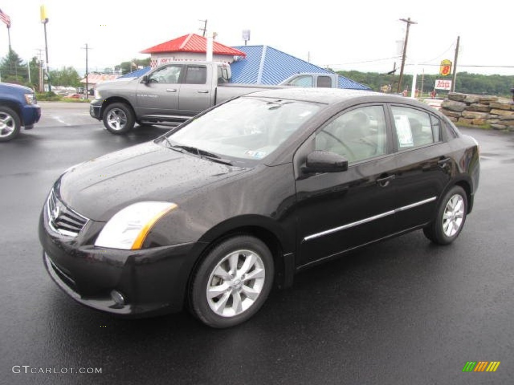 Super Black Nissan Sentra