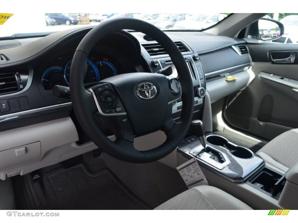 2013 Camry Hybrid XLE - Cosmic Gray Metallic / Light Gray photo #6