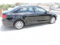 Black - Jetta SE Sedan Photo No. 11