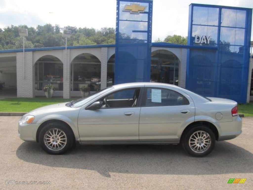 2006 Sebring Touring Sedan - Linen Gold Metallic Pearl / Dark Slate Gray photo #2