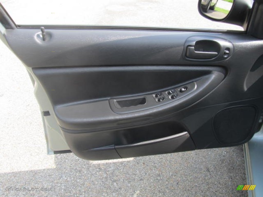 2006 Sebring Touring Sedan - Linen Gold Metallic Pearl / Dark Slate Gray photo #10