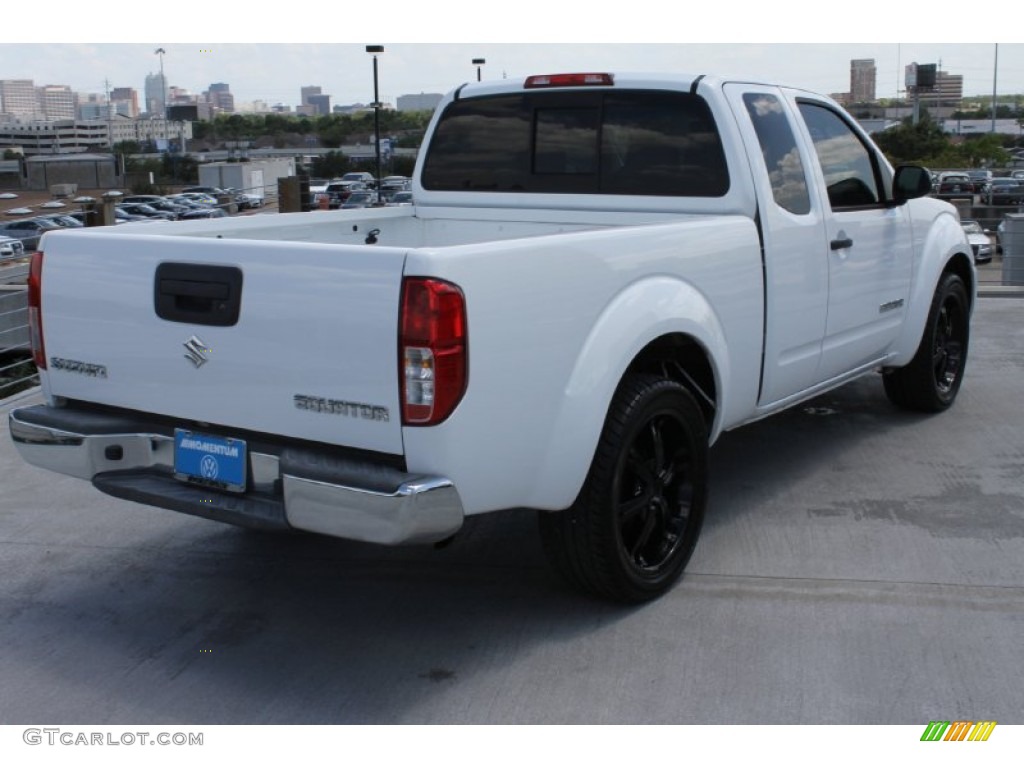 2009 Equator Extended Cab - Glacier White / Graphite photo #9
