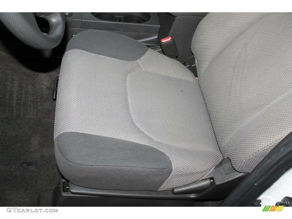 2009 Equator Extended Cab - Glacier White / Graphite photo #14