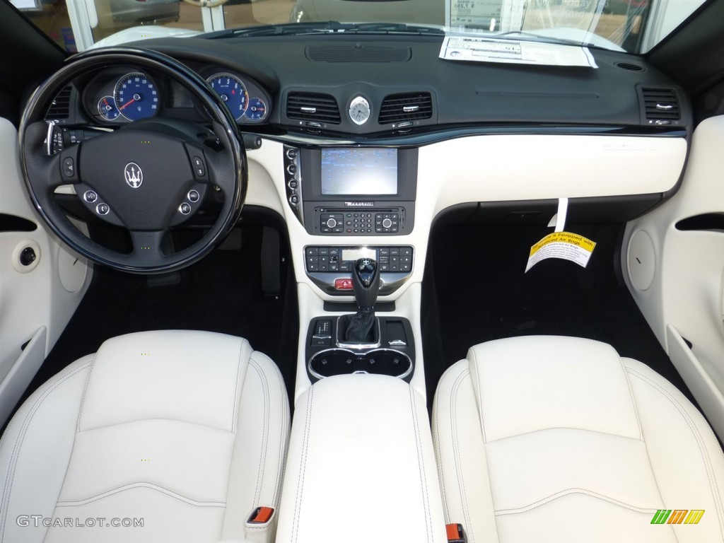 2014 Maserati GranTurismo Convertible GranCabrio Bianco Pregiato Dashboard Photo #84558641