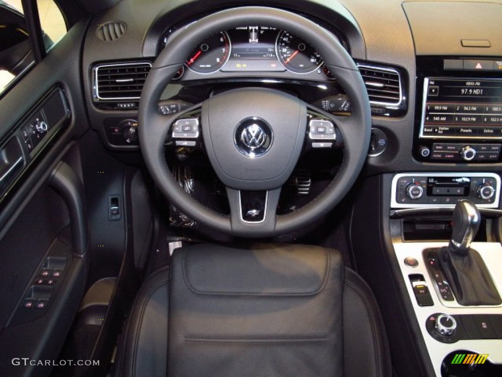2014 Volkswagen Touareg V6 R-Line 4Motion Black Anthracite Steering Wheel Photo #84558664