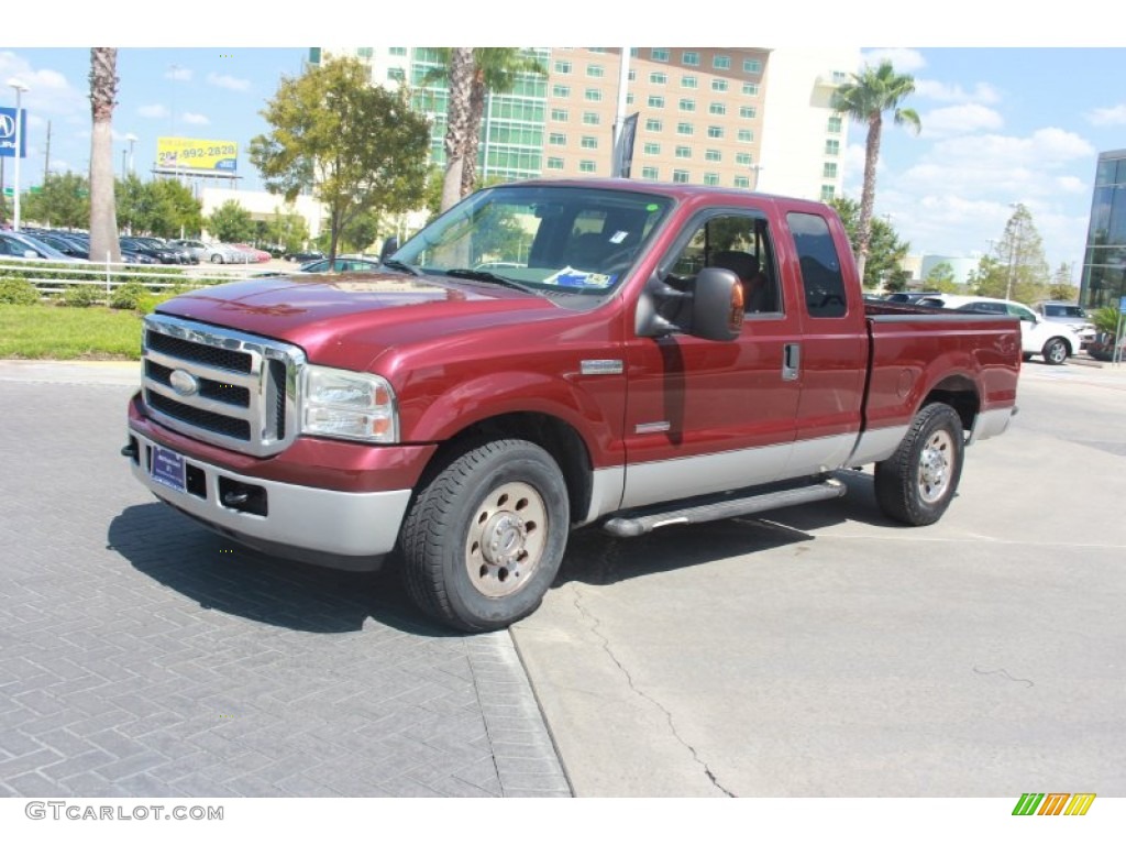 2005 F250 Super Duty XLT SuperCab - Dark Toreador Red Metallic / Dark Flint photo #2