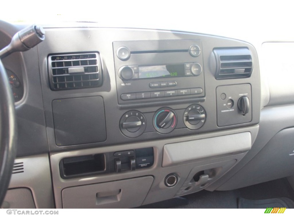 2005 F250 Super Duty XLT SuperCab - Dark Toreador Red Metallic / Dark Flint photo #19