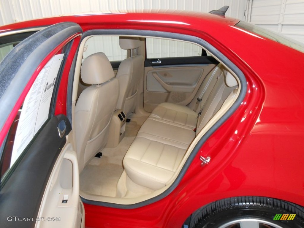 2008 Jetta SE Sedan - Salsa Red / Pure Beige photo #14