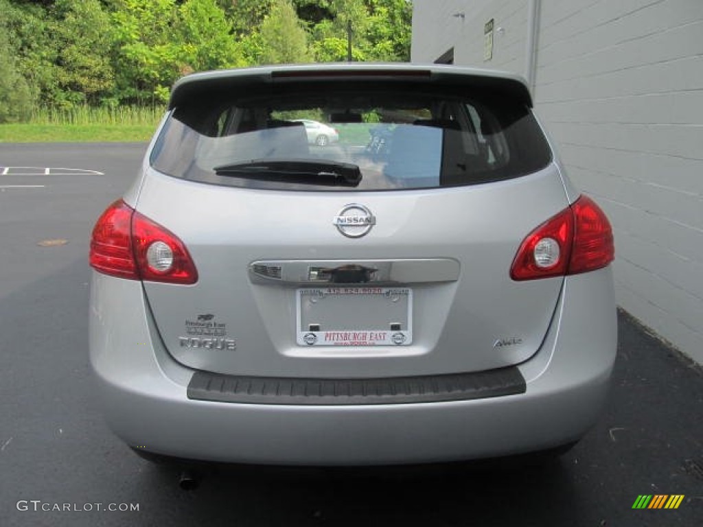 2012 Rogue S AWD - Brilliant Silver / Black photo #3