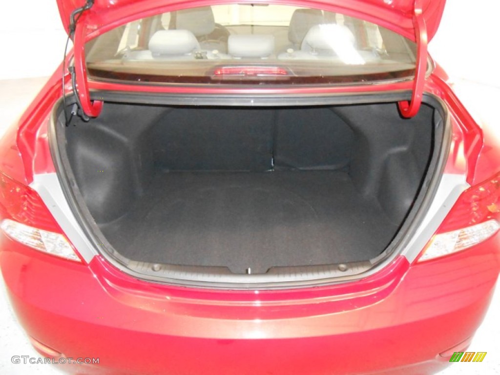 2012 Accent GLS 4 Door - Boston Red / Gray photo #10