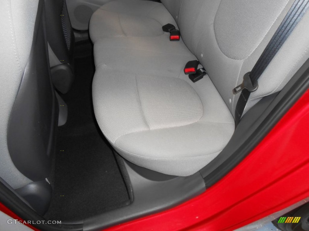 2012 Accent GLS 4 Door - Boston Red / Gray photo #15